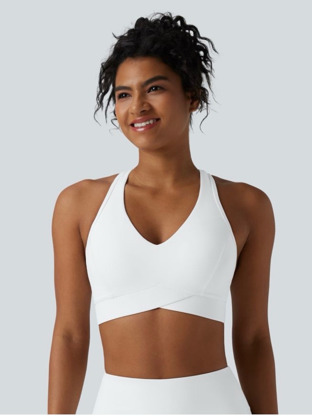 Halara UltraSculpt Medium Support V Neck Racerback Training Sports Bra